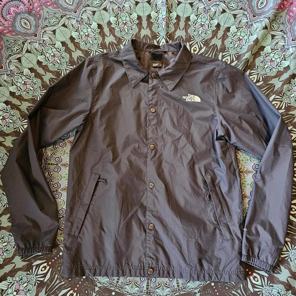 The North Face Men's White and Navy Jacket